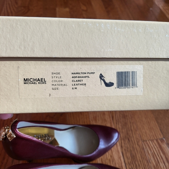 Michael Kors Burgundy Heels - Picture 7 of 10